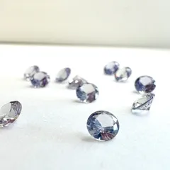 《アレキサンドライト》ラウンドファセットカット ルース 4mm【１粒】ジュエリー素材
