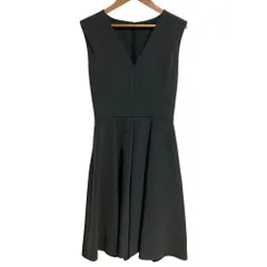 美品 FOXEY NEW YORK フォクシーニューヨーク Lady Foxey Vネック ノースリーブ ひざ丈 ワンピース 31026 サイズ38 グレー レディース 古着 中古 USED