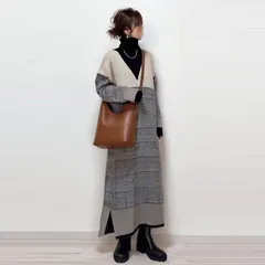 ニット ワンピース レディース ハイネック ニットワンピ 長袖 重ね着風 レイヤード風 ロング丈 マキシ丈 配色 切り替え 体型カバー ゆったり シンプル