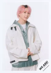 【中古】生写真(STARTO) Snow Man/佐久間大介/膝上/「WE ARE! Let’s get the party STARTO!!」グッズオフショット/公式生写真