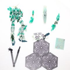 건담베이스 한정 MG 1/100 RX-0 유니콘 건담 (빛의 결정체) 기동 전사 건담 UC (유니콘) 프라모델 (5063430) 반다이 스피릿