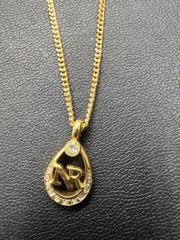 ニナリッチネックレス