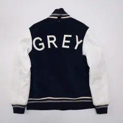 2025年最新】スタジャン THOM BROWNの人気アイテム - メルカリ