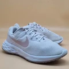 ナイキ Revolution Heart 6 レディースランニングシューズ 230