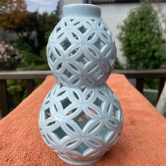 (新品)横石嘉助　青磁竹節水指 Yahoo!オークション -「横石嘉助」の落札相場・落札価格