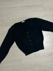 クロップドVネックカーディガン free