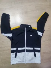 ニューバランス ウィンドブレーカー 100