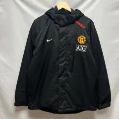 NIKE マンチェスターユナイテッド　ジャケット　AIG kids140 NIKE マンチェスターユナイテッド 07/08 ジャケット AIG 00s - メルカリ