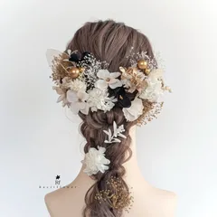黒と白のコントラストが華やかな髪飾り 成人式 卒業式 結婚式 七五三 髪飾り ドライフラワー 黒 白 ゴールド No.218