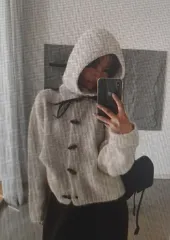 (海外配送)多目的クロップド フード付きニットカーディガン (フード + セーター) セット