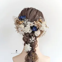 青と白のコントラストが華やかな髪飾り 成人式 卒業式 結婚式 七五三 髪飾り ドライフラワー 白 青 ゴールド No.219