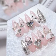 ネイルチップ ┋ 量産型 ┋ オタクネイル ┋ シンプルネイル ┋ キラキラネイル ┋ ちゅるんネイル ┋ MignonNail ┋ ネイルチップオーダー ┋ 指輪ネイル ┋ 指輪パーツ ┋ ハート ┋ 埋めつくしネイル ┋ピンクネイル ┋地雷系 ┋ スナ系