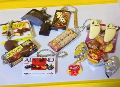 チョコレート たべもの KOLEAT キーホルダー 8個まとめ