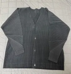 2025年最新】ISSEY MIYAKE メンズ カーディガンの人気アイテム - メルカリ