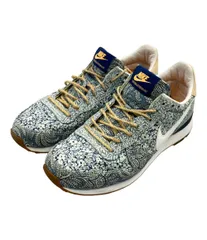 2025年最新】ナイキ花柄スニーカーの人気アイテム - メルカリ