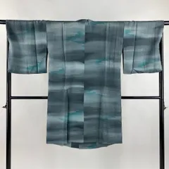 【美品】 道行 身丈103cm 裄丈70cm L 和装コート 角衿 地紋 霞 ぼかし 青灰色 正絹 名品 【中古】