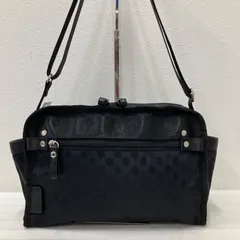 6398　Y'SACCS　イザック　ショルダーバッグ　ブラック　黒　ドット　水玉　ナイロン　カジュアル　シンプル　軽量　ポケット多数　レディース