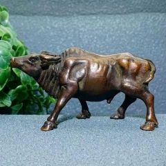 松阪牛 置物 金属製 シルバー 約28cm リアル彫刻 牛 オブジェ