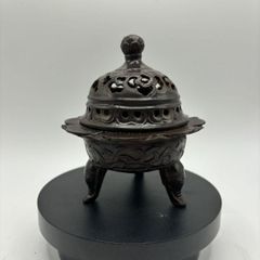 ☆年代物 鋳銅製 大明宣徳 香炉 獅子 籠目紋様 遊環 三本足 - メルカリ