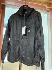 5 モンクレール ウィンドブレーカー ブラック samakar