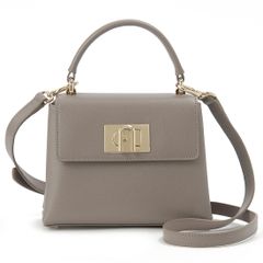 チャンミカ様【希少美品】Ferragamo Boxyz ラージ フェラガモ - メルカリ