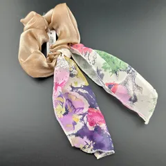 【新品】定価1540円 ヘアアクセサリー ヘアゴム シュシュ ベージュ リボン キレイ レディース 可愛い◆