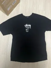 STUSSY x NIKE 半袖