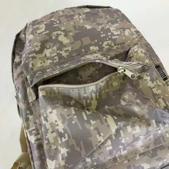 《新品》柄物バックパック《EVEREST》グレー　サンドベージュ（90100329）