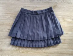 BeBe  グレー プリーツスカート　130㎝