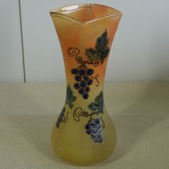 葡萄　花瓶　立体　インテリア　アンティーク IM] アンティーク フランス製 ルグラ Legras 花瓶 葡萄柄 現状品 高さ