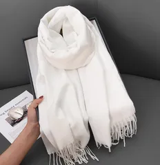 【ホワイト】レディース マフラー 大判 ストール フリンジ 防寒 厚手 冬 おしゃれ ふんわり 肌触り シンプル ファッション アイテム 小物