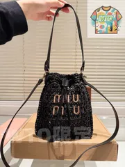 2025年最新】miumiu デニム バッグの人気アイテム - メルカリ
