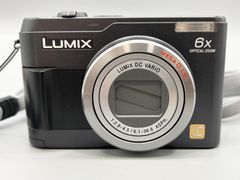 「単三電池で動く」Panasonic LUMIX DMC-LZ2