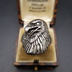 イーグルピアス インディアンジュエリー ビンゴブラザーズ - メルカリ