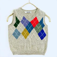 ME1-796☆familiarファミリア ニット ニットベスト 90サイズ グレー アーガイル柄 キッズ 子供服 これからの季節に あたたか■