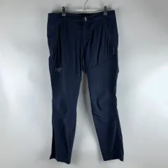 2026年最新】ARC'TERYX チノパンの人気アイテム - メルカリ