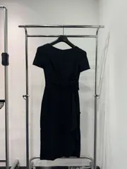 2025年最新】VALENTINO レディース ロングワンピースの人気アイテム