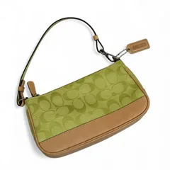 coach signature Demi mini Hand bag Green 2K Coach  ハンドバッグ ワンショルダーバッグ デミバッグ ミニバッグ アクセサリーポーチ  ハーフムーン ホーボー