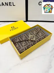 【今日特価】Fendi フェンディ ロングウォレットシリーズ 頭層牛皮とカスタムハードウェアを採用