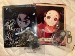 鬼滅の刃 炭治郎 禰豆子 宇髄天元 カード・ブロマイドセット 鬼滅の刃 竈門炭治郎 禰豆子 カードキーホルダーセット