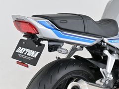 レア物 CB1000SF に取り付RC30用フェンダー - メルカリ