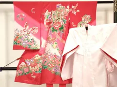 平和屋着物[]七五三　女の子　３歳　祝着　三つ身　長襦袢(袷)セット　鞠　御所車花蝶文　暈し染め　金彩　逸品　DAAY3232ma