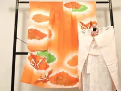 平和屋着物[]七五三　女の子　７歳　祝着　四つ身　長襦袢(無双仕立て)セット　駒刺繍　雲取り飛鶴文　暈し染め　金銀彩　逸品　DAAY3233ma