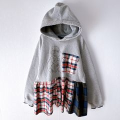 古着リメイクパーカー　グレー　裏起毛スウェット　チェック柄　胸ポケット　アシンメトリー　ランダムヘム