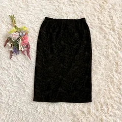 フォロワー限定お得なクーポン配布中！ 『GU』ジーユー レースタイトスカート ミモレ丈 ウエストゴム バックスリット 透け感 ボタニカル柄 花柄 エレガント 黒(M)