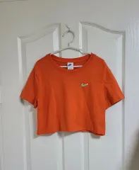 正規品 NIKE ウィメンズ オレンジ クロップド 半袖Tシャツ