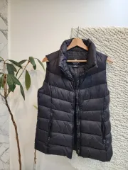 2026年最新】カルバンクライン ダウンベストの人気アイテム - メルカリ