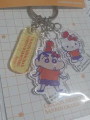 クレヨンしんちゃん サンリオ コラボ キーホルダー ハローキティ