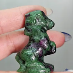 2026年干支✨ルビーインゾイサイト✨うさぎ✨カービング✨