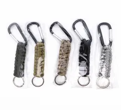 【特価セール】- バックパック用 戸外キャンプ 5色 ストラップリングフッククリップ 5本のカラビナ付きパラコードキーチェーン